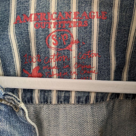 Classic Jean Jacket American Eagle Small Blue Denim - Picture 3 of 5